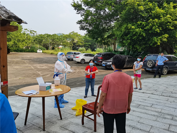 7.市疾控中心對隔離酒店工作人員進(jìn)行培訓(xùn)_副本.jpg