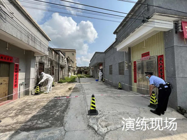 5.拉警戒線(xiàn)_副本.jpg