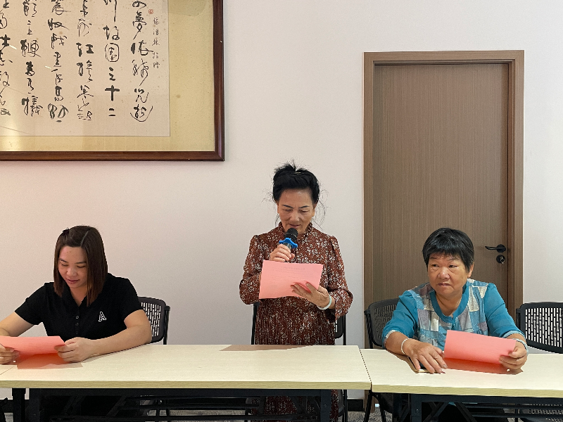 11月7日在黎塘村委會開展移風易俗、破除陳規(guī)陋習”宣傳教育活動 (2).jpg