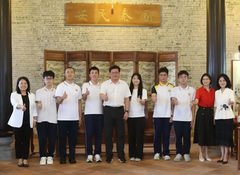 d29be24b2a55a3e217a034720911401.jpg d29be24b2a55a3e217a034720911401.jpg