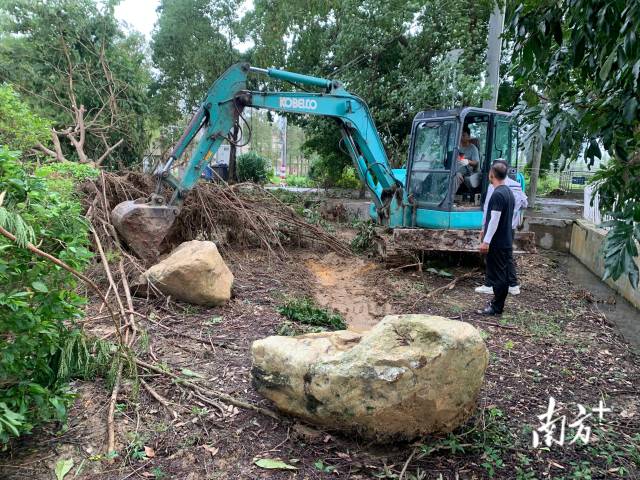 “三清三拆”同步進(jìn)行。