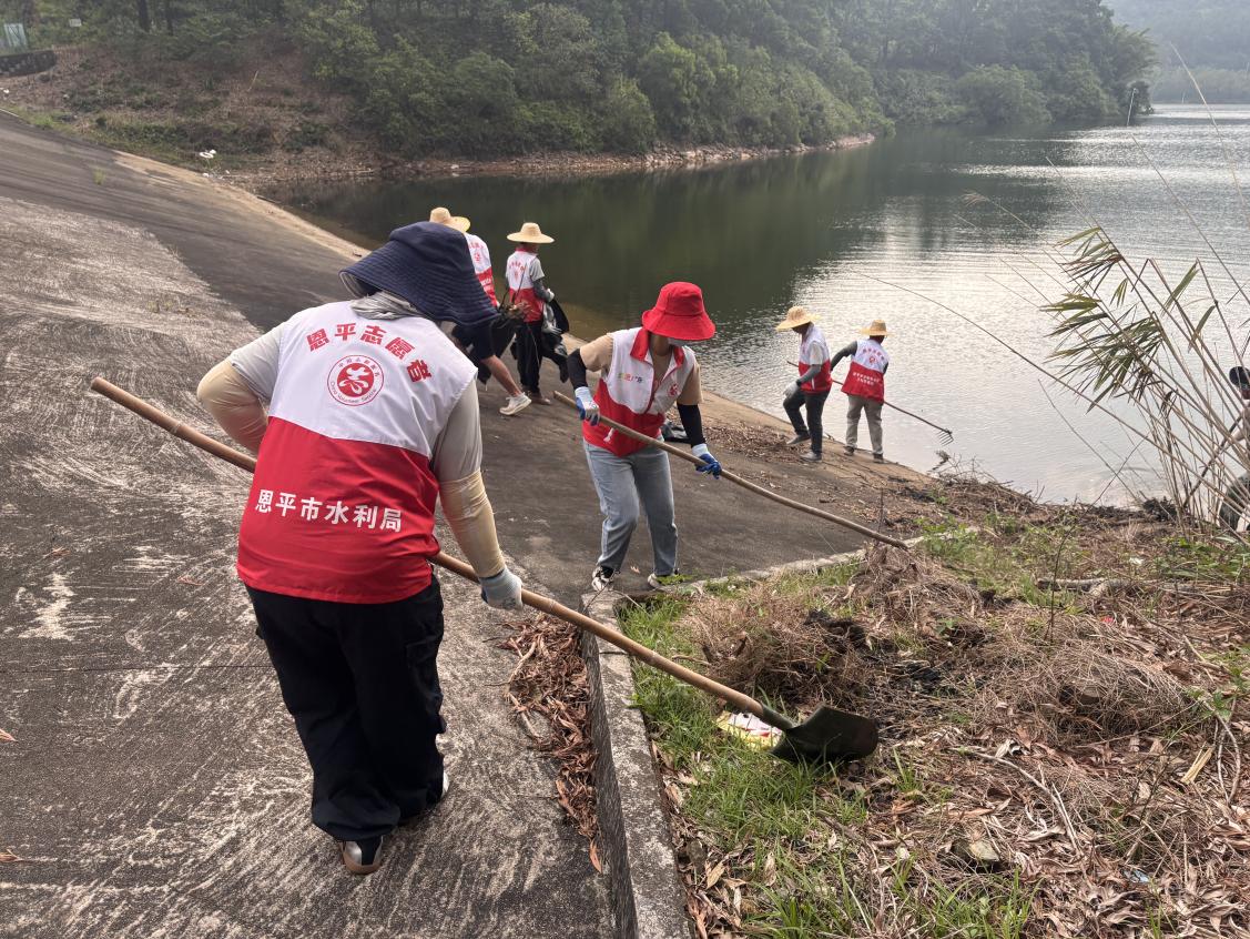 恩平市水利系統(tǒng)：“夫妻檔”并肩防“疫”，攜手筑牢健康“防護(hù)墻”