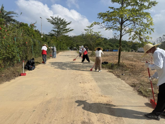 恩平市自然資源局開(kāi)展泉林專項(xiàng)環(huán)境整治 筑牢防疫與賽事保障防線