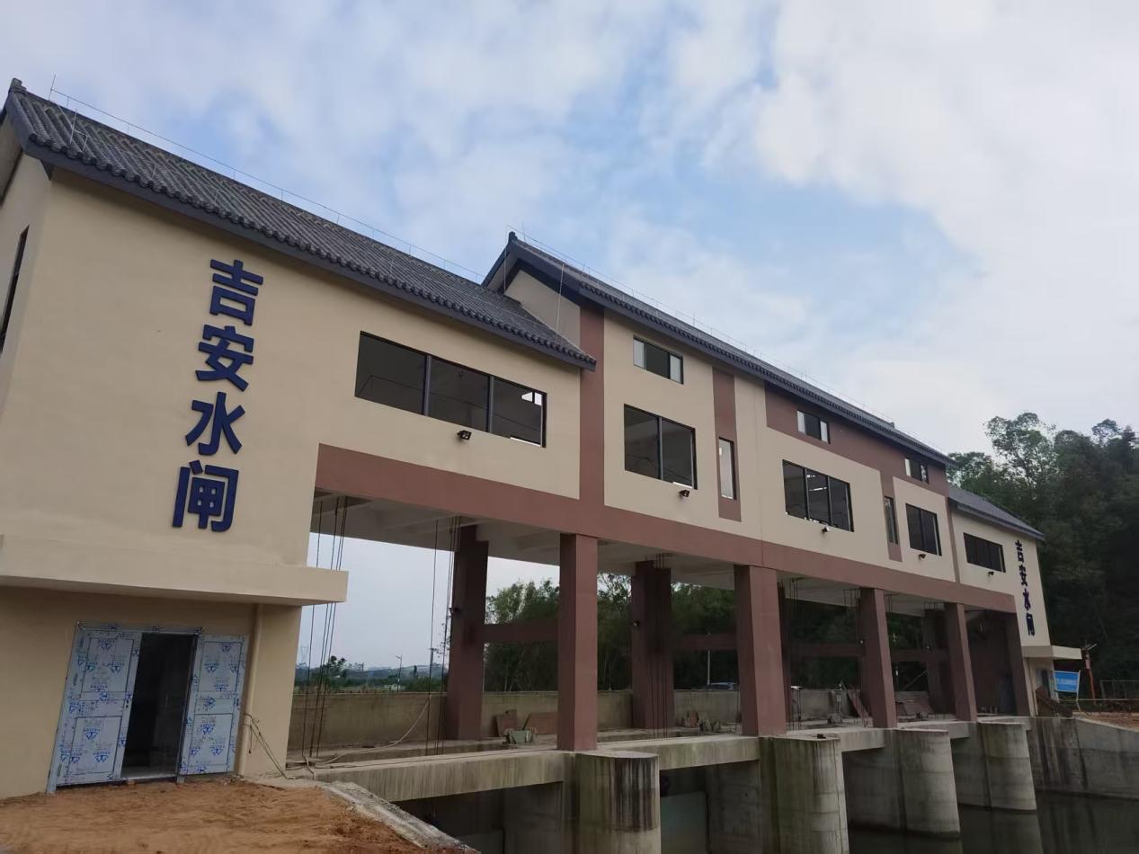 搶抓施工黃金期，加快推進(jìn)吉安水閘收尾工作